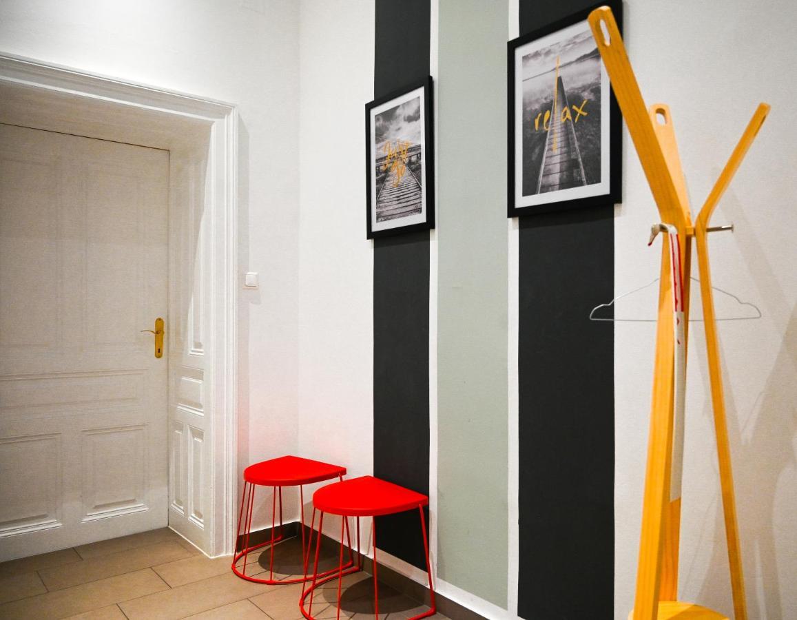 Modern Apartment Wiener Stadthalle Kültér fotó
