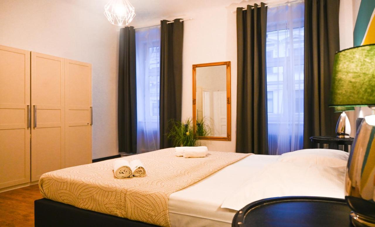 Modern Apartment Wiener Stadthalle Kültér fotó